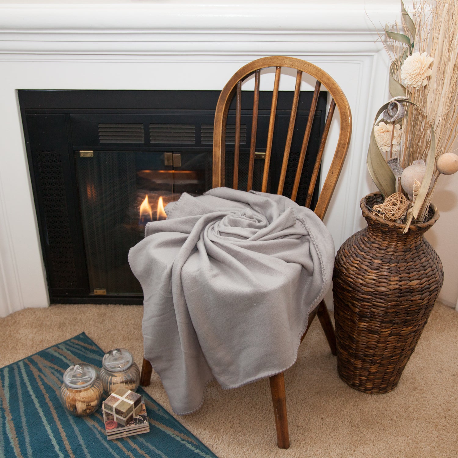 50 x 60 Inch Soft Cozy Fleece Blanket / Fleece Throw - Gray