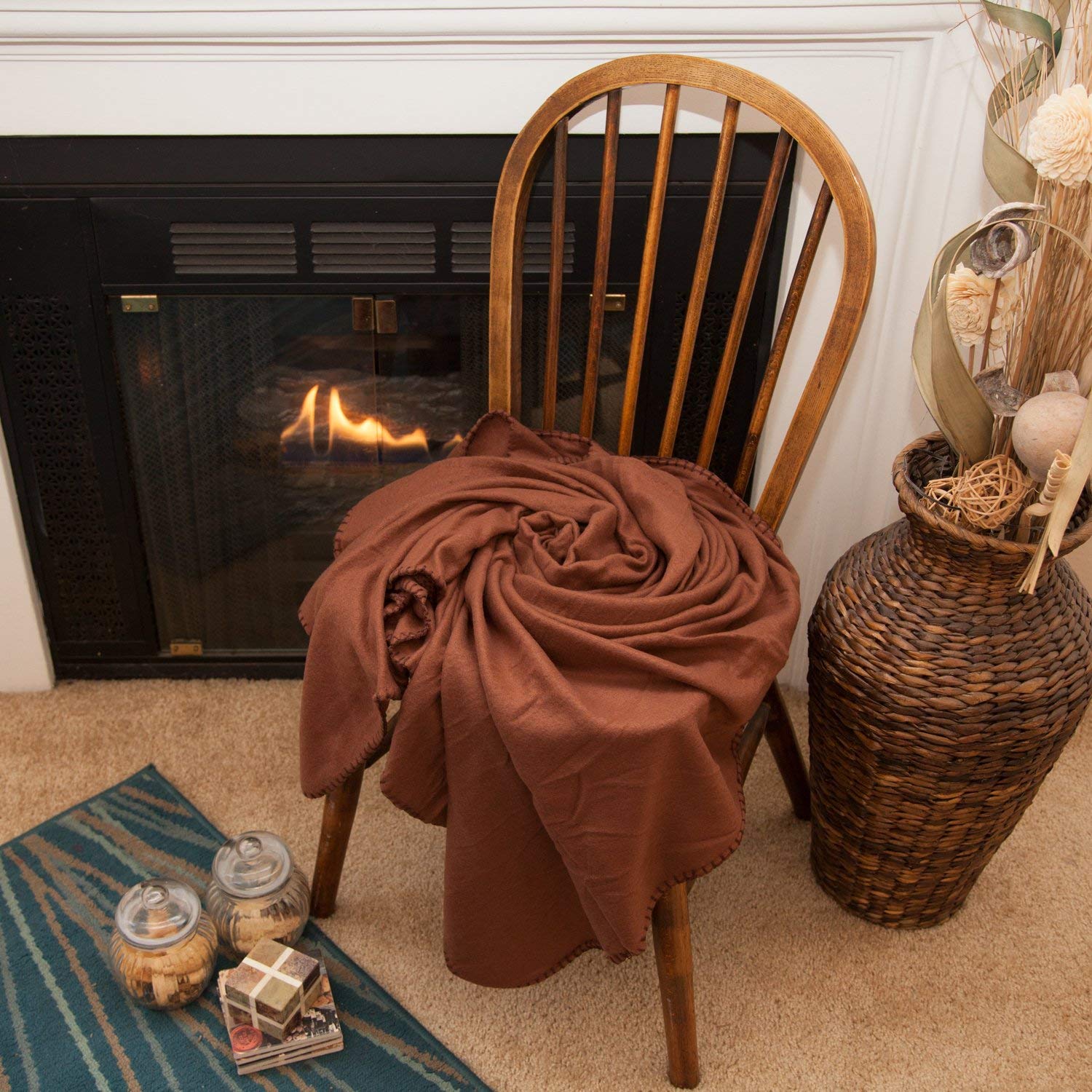 Imperial Home Cozy 50 X 60 Fleece Throw Blanket (Brown)