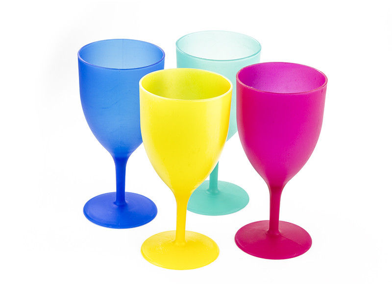 4 Pcs Reusable Picnic Goblets Set - Plastic Wine Cups - White